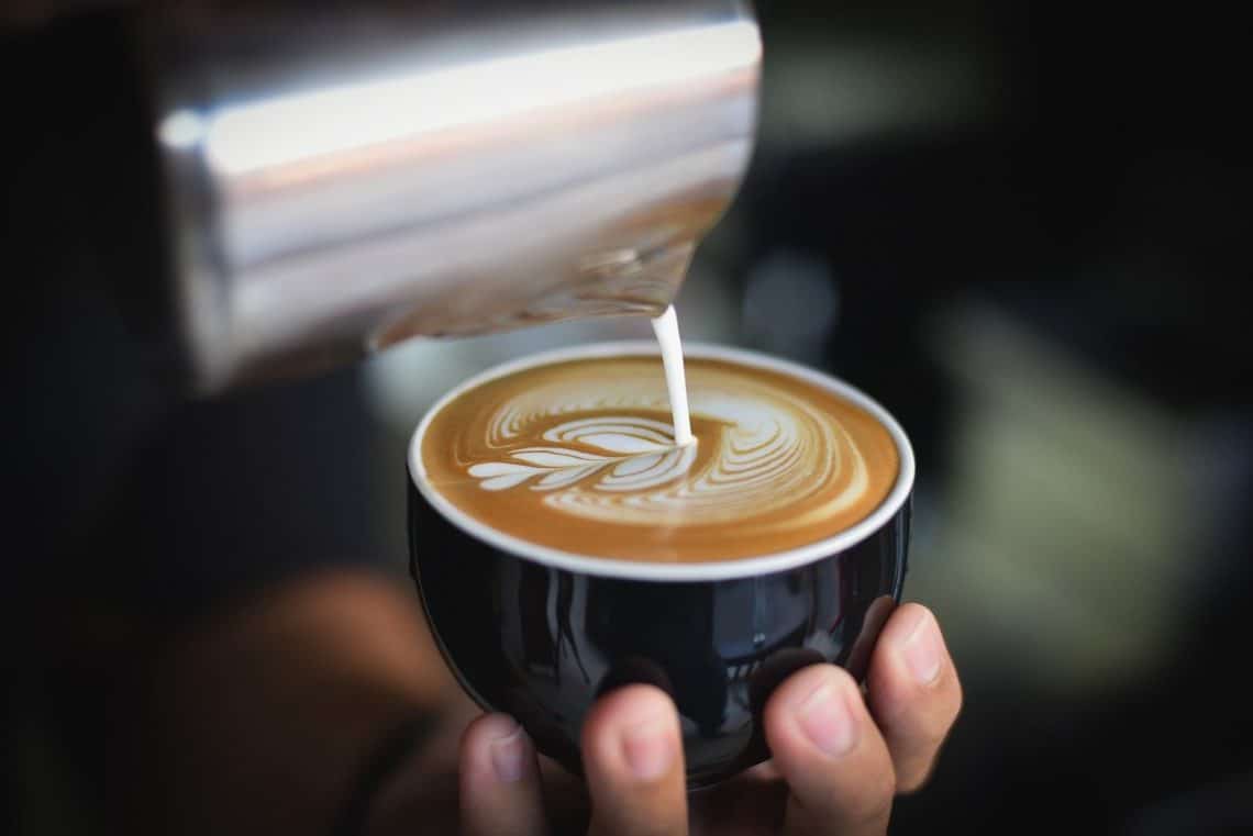 Le café au lait est-il bon ou mauvais pour la santé ?
