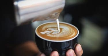 Le café au lait est-il bon ou mauvais pour la santé ?