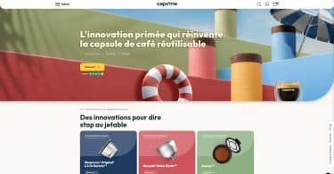 Page d'accueil du site Caps'me présentant des capsules de café réutilisables colorées dans un décor estival.