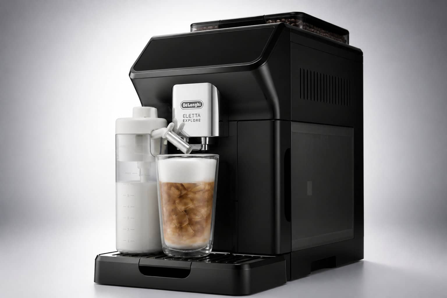 De'Longhi Eletta Explore : la reine des recettes froides et lact&eacute;es